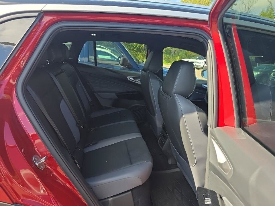 Used 2023 Volkswagen ID.4 Pro S Plus AWD/4WD image 23