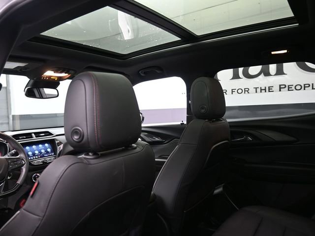 Used 2023 Chevrolet TrailBlazer RS w/ Sun and Liftgate Package image 24