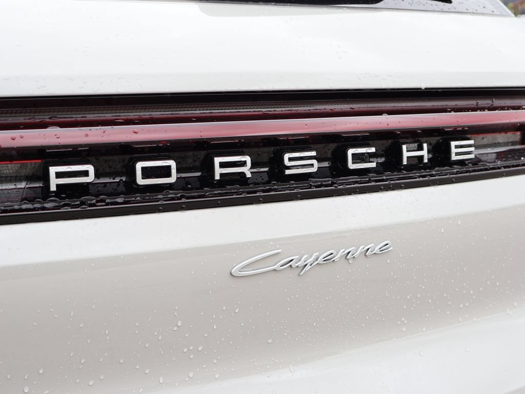 New 2026 Porsche Cayenne AWD/4WD image 6