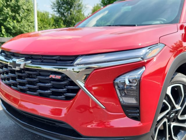 New 2026 Chevrolet Trax RS w/ Driver Confidence Package FWD image 10