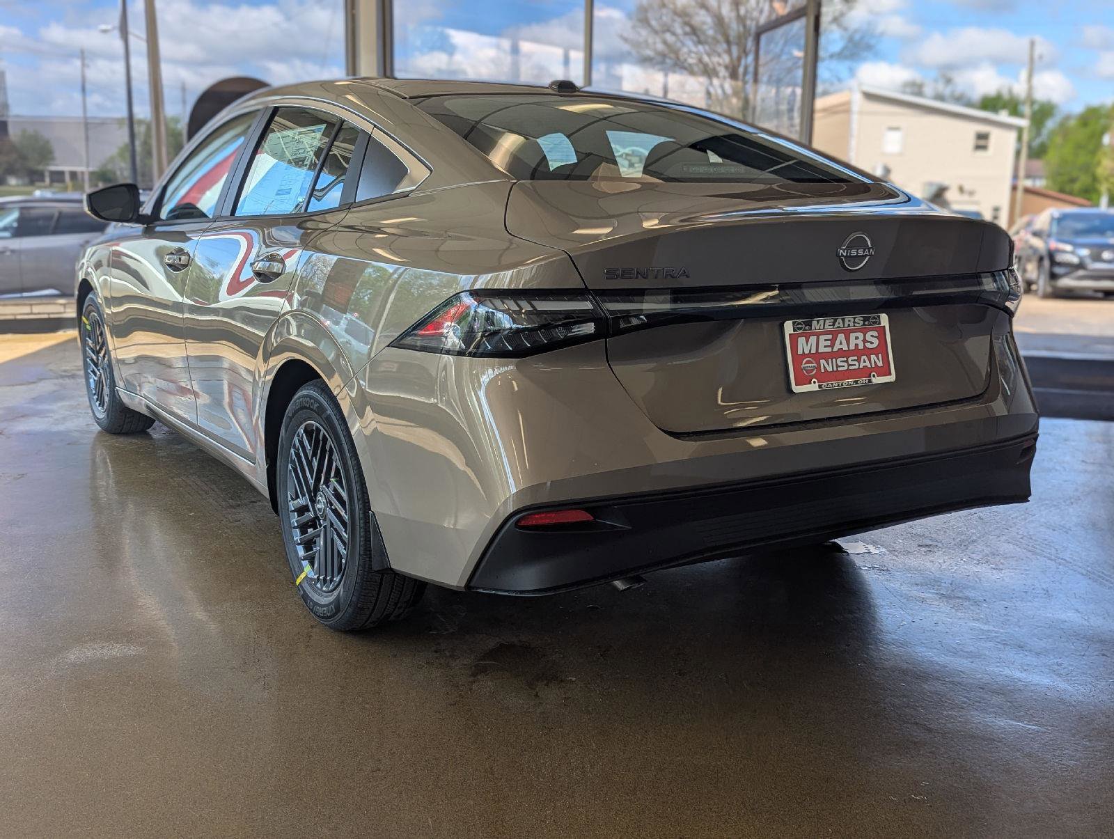 New 2026 Nissan Sentra SV FWD image 5