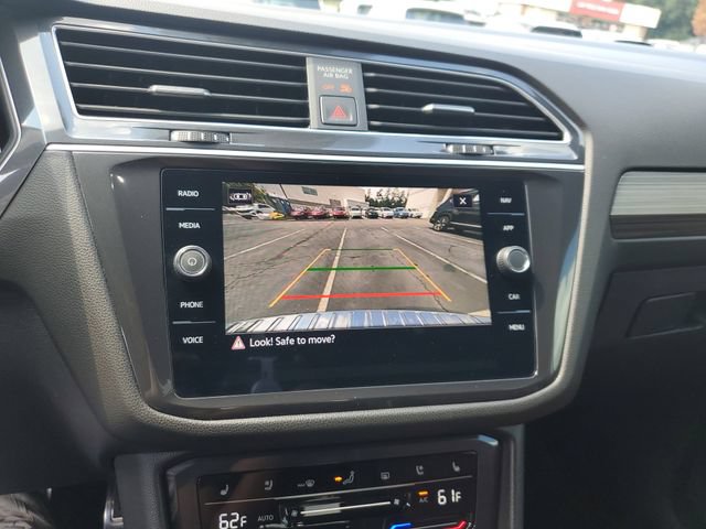 Certified 2024 Volkswagen Tiguan SEL R-Line AWD/4WD image 23