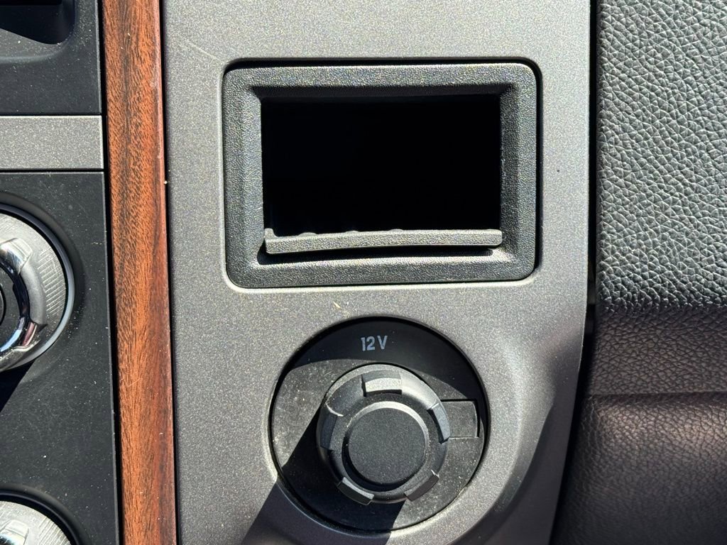 Used 2016 Ford Expedition EL Platinum AWD/4WD image 16