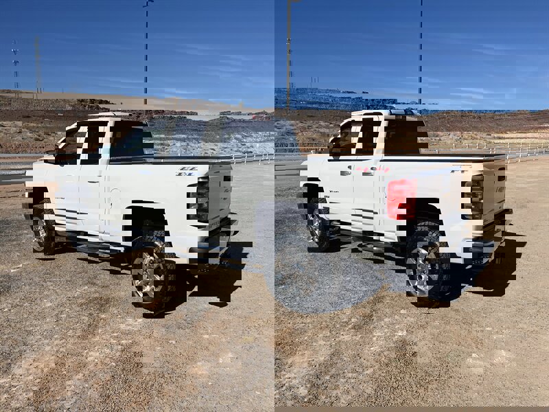 Used 2015 Chevrolet Silverado 2500 LTZ image 6