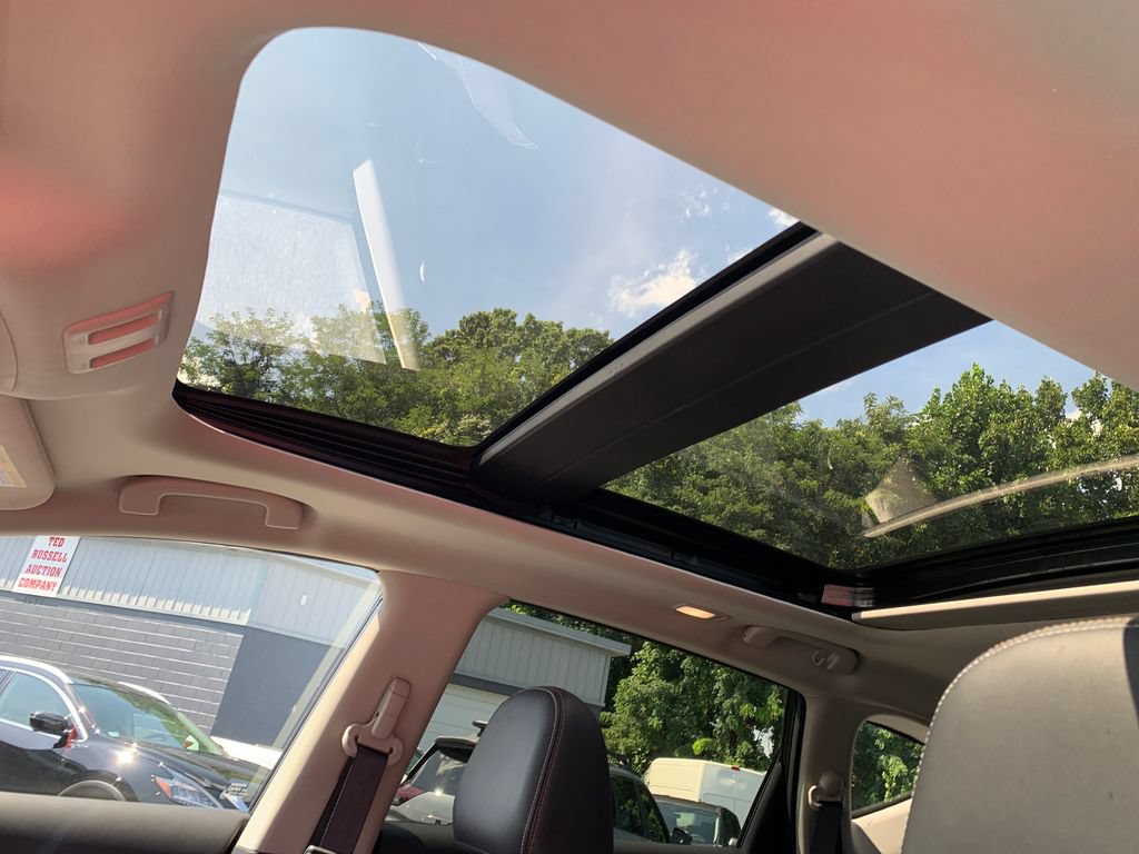 Certified 2024 Nissan Murano Platinum w/ Cargo Package FWD image 26