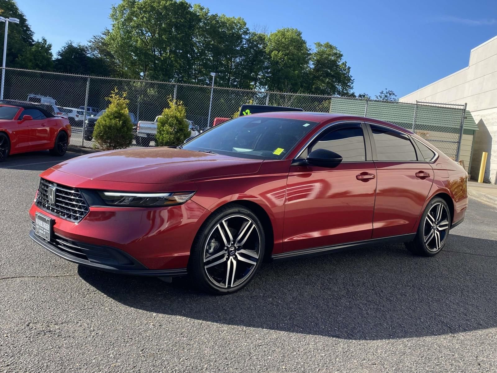 Used 2023 Honda Accord Sport image 3