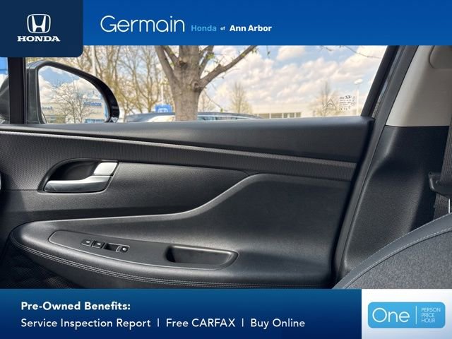 Used 2019 Hyundai Santa Fe SEL FWD image 29