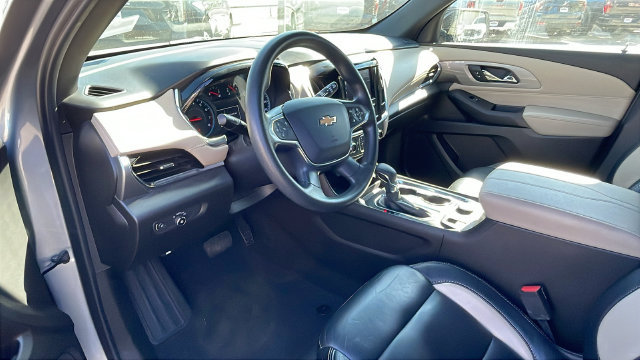 Used 2023 Chevrolet Traverse LS FWD image 10