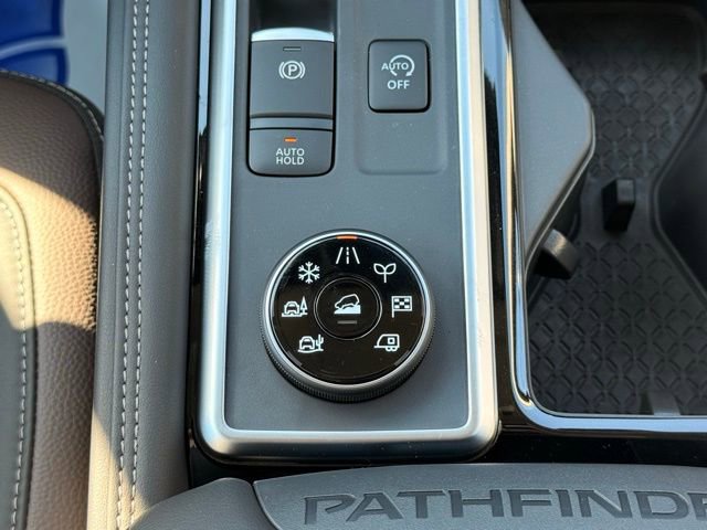 New 2026 Nissan Pathfinder Platinum w/ Cargo Package image 31