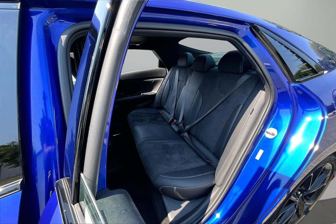 Used 2025 Hyundai Elantra N FWD image 21