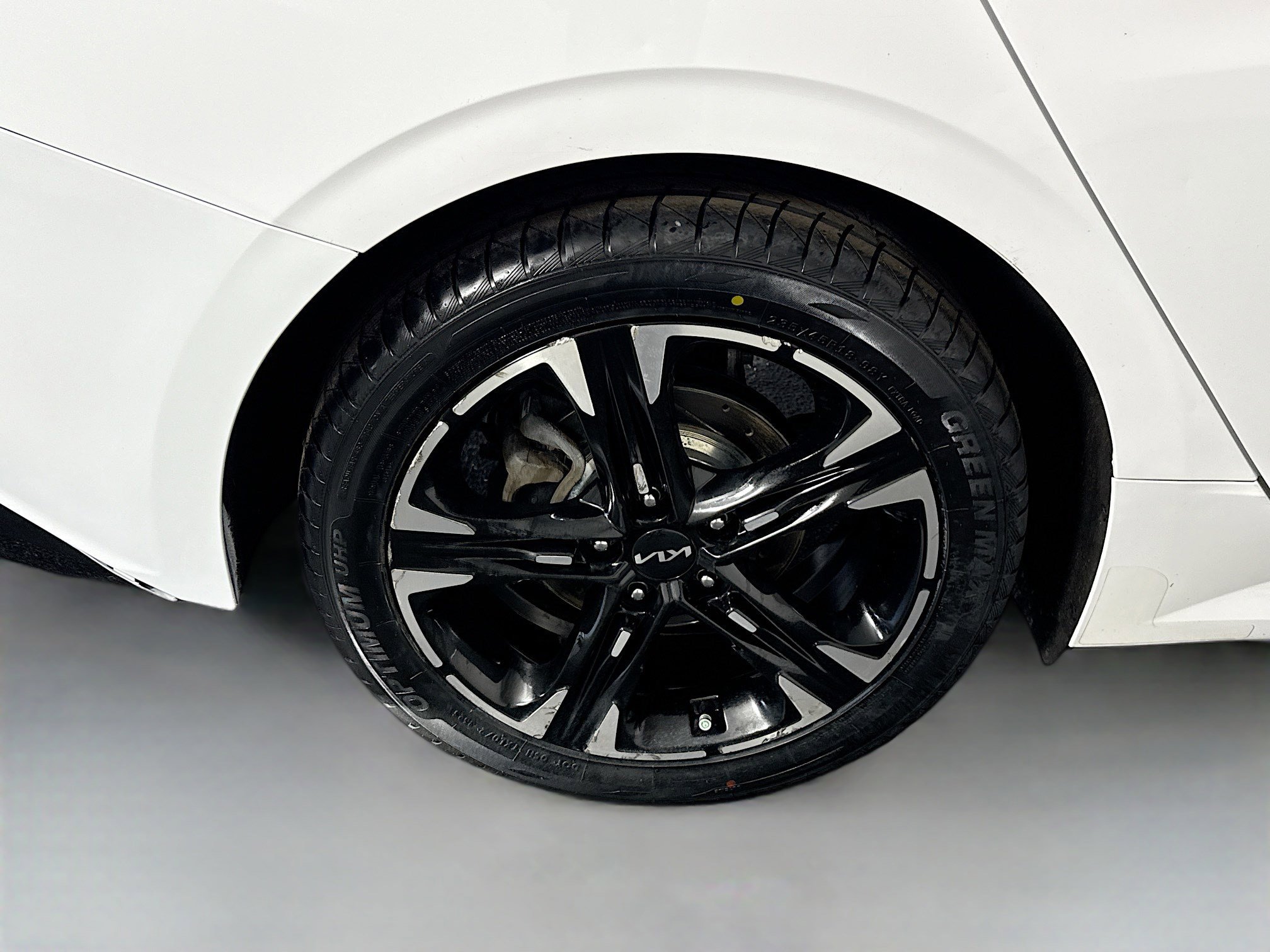 Used 2023 Kia K5 GT-Line image 33