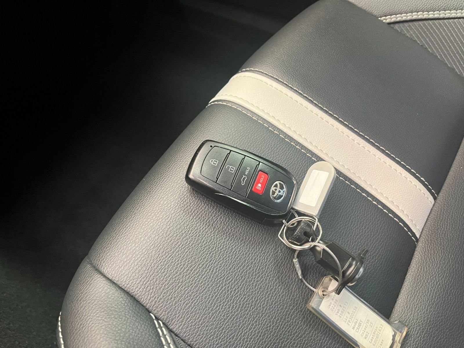 Used 2025 Toyota Camry SE FWD image 21