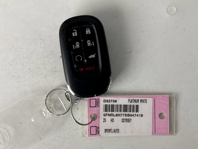 Used 2025 Honda Odyssey Sport-L image 10