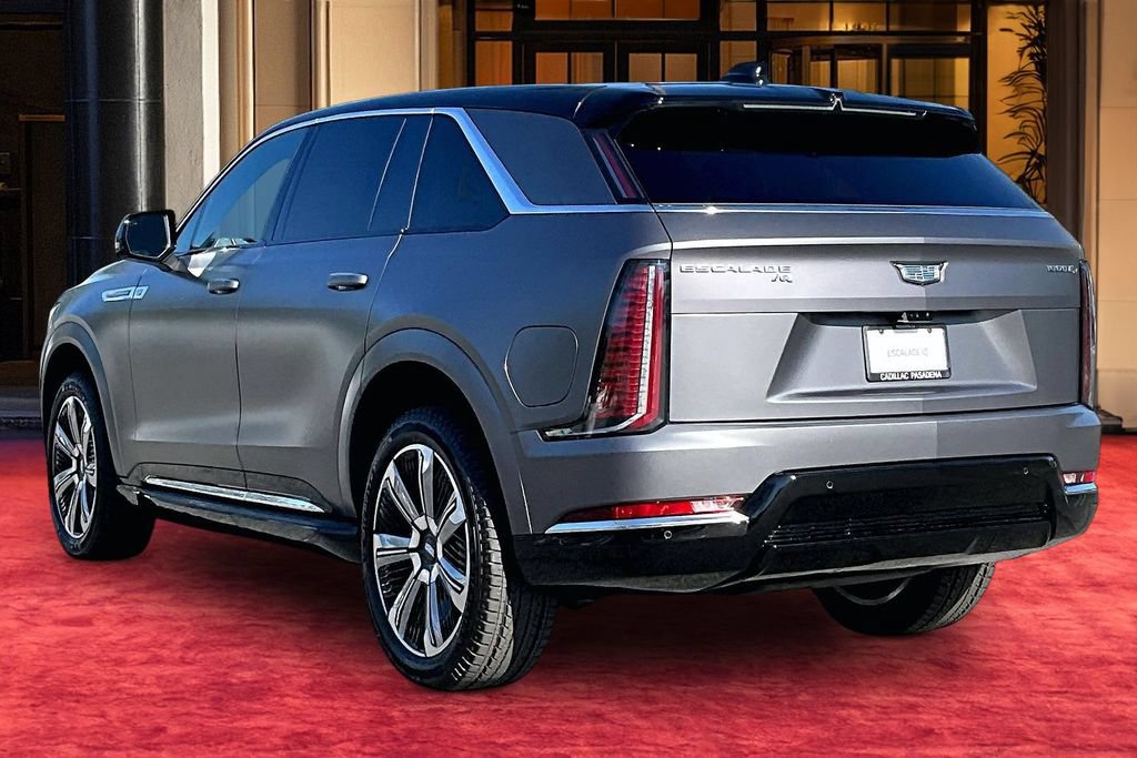 New 2026 Cadillac Escalade IQ Luxury 2 w/ LPO, Floor Liner Package AWD/4WD image 4