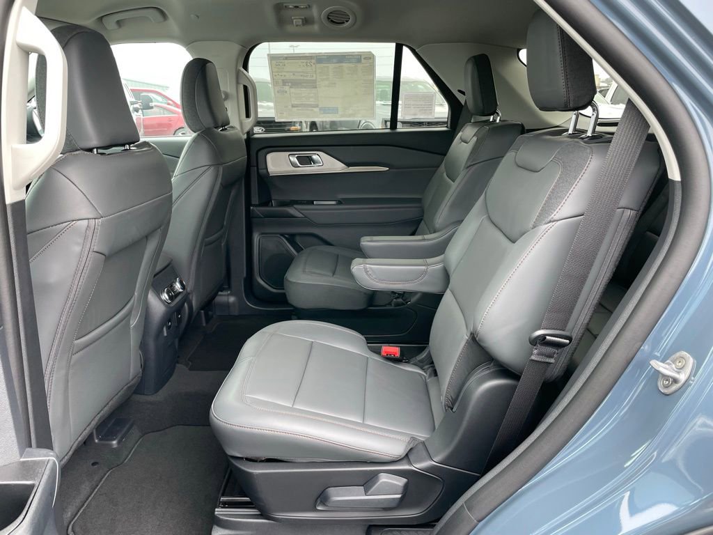 New 2026 Ford Explorer Active w/ Active Comfort Package image 8