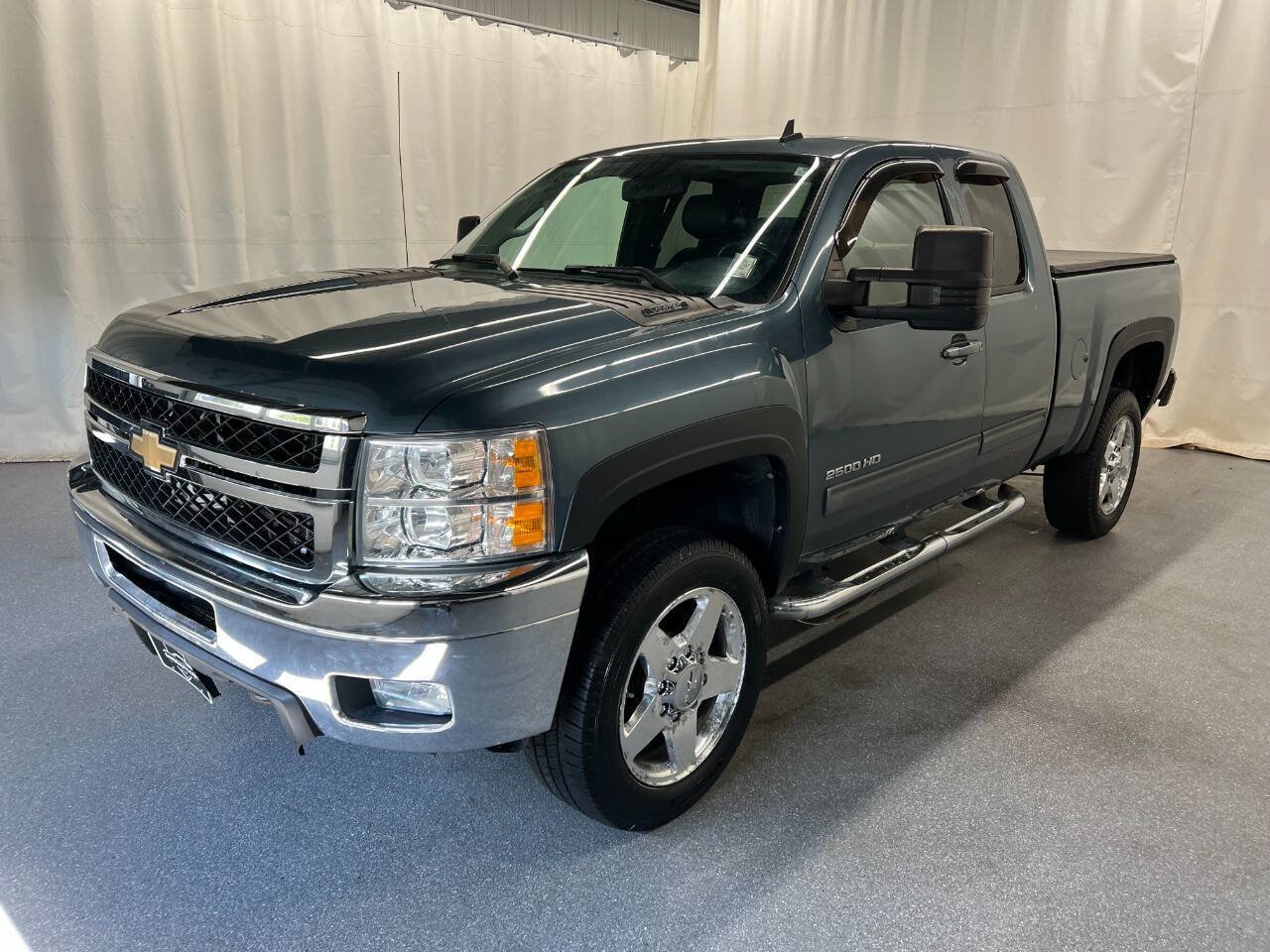 Used 2011 Chevrolet Silverado 2500 LTZ w/ LTZ Plus Package AWD/4WD image 1