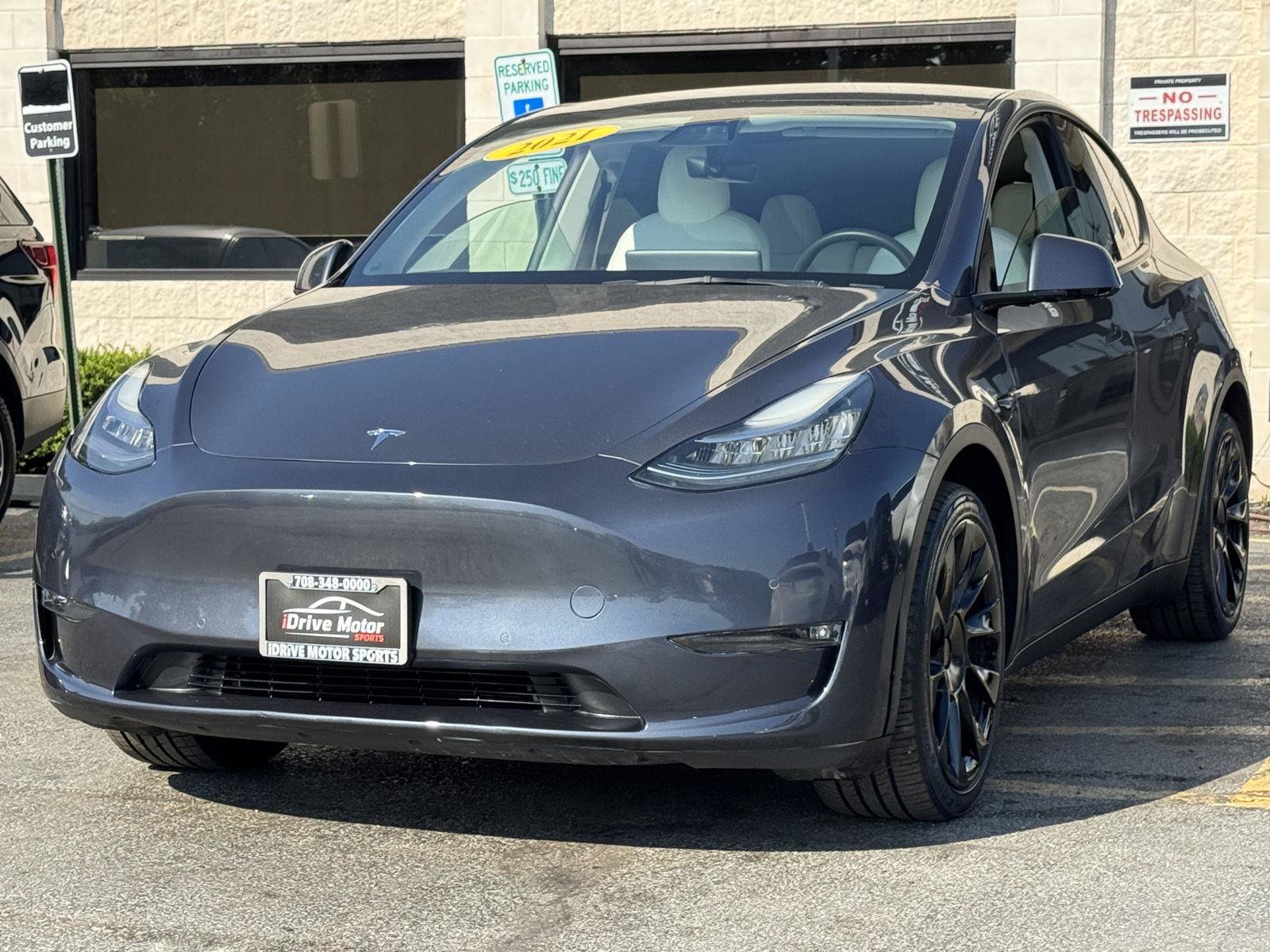 Used 2021 Tesla Model Y Long Range AWD/4WD image 17