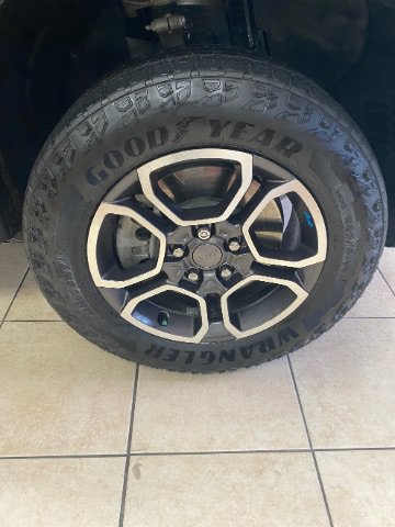 Used 2022 Jeep Grand Cherokee Trailhawk w/ Advanced Protech Group II AWD/4WD image 31