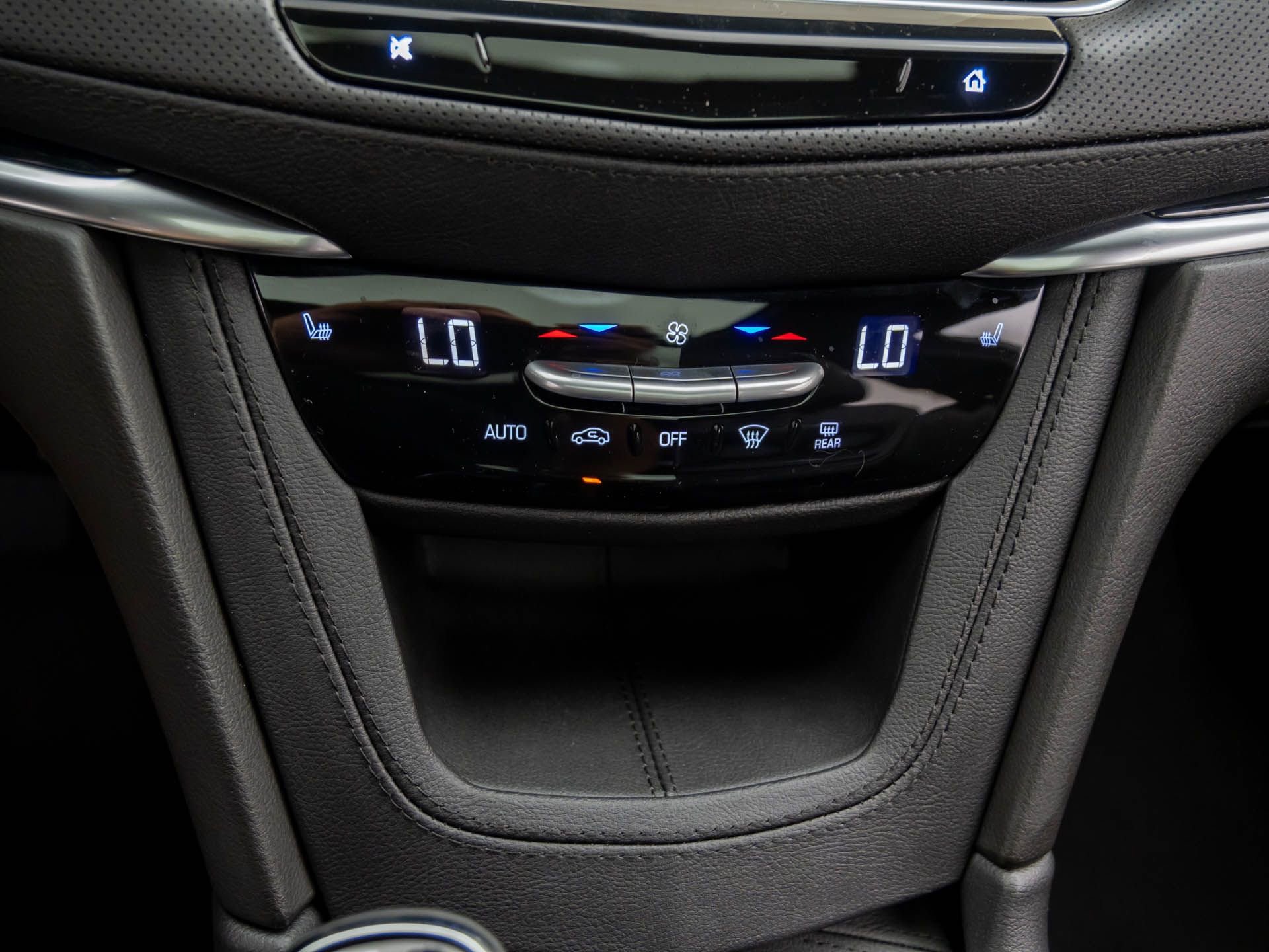 New 2025 Cadillac XT5 Premium Luxury w/ Technology Package image 15