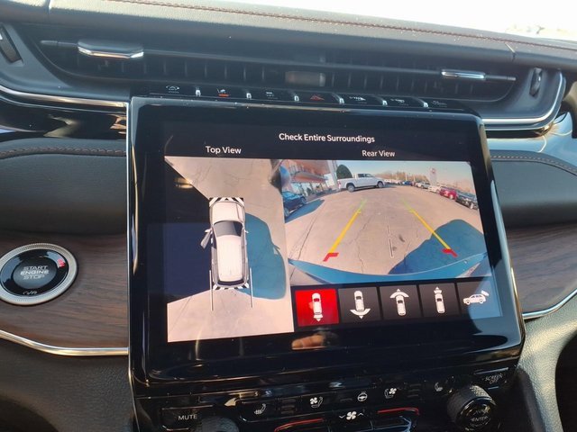 New 2025 Jeep Grand Cherokee L Summit image 18