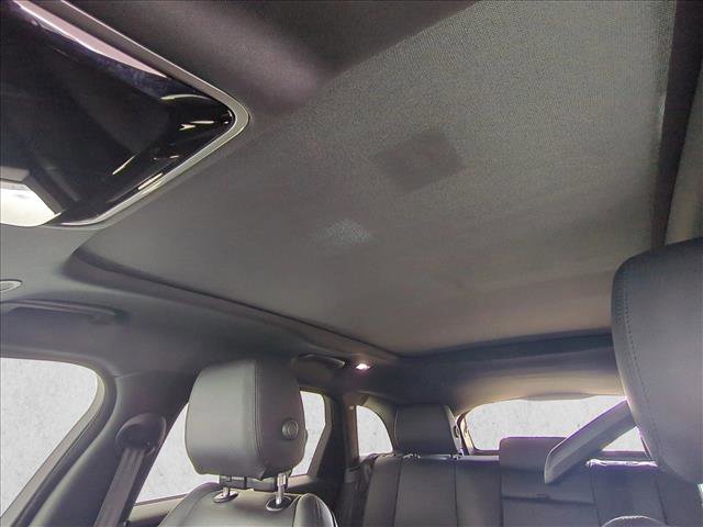 Certified 2026 Land Rover Range Rover Velar Dynamic SE image 16