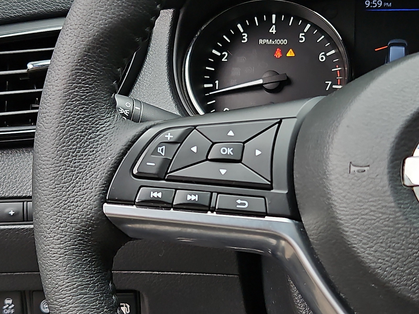 Certified 2019 Nissan Rogue SV AWD/4WD image 19