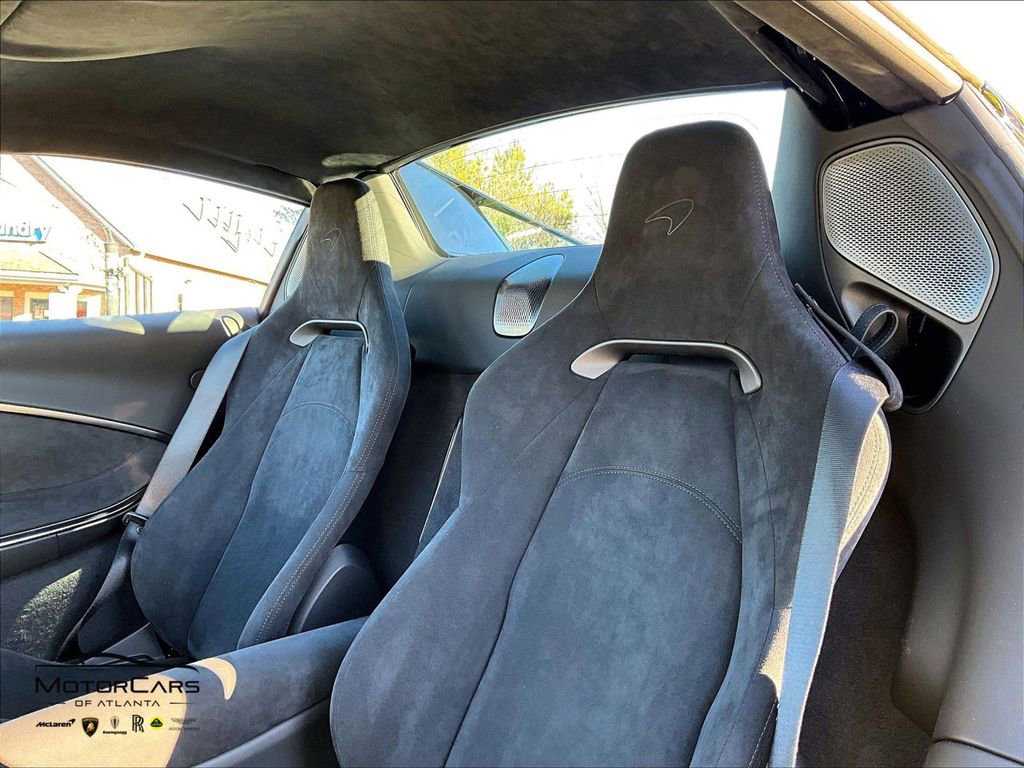New 2026 McLaren Artura image 9