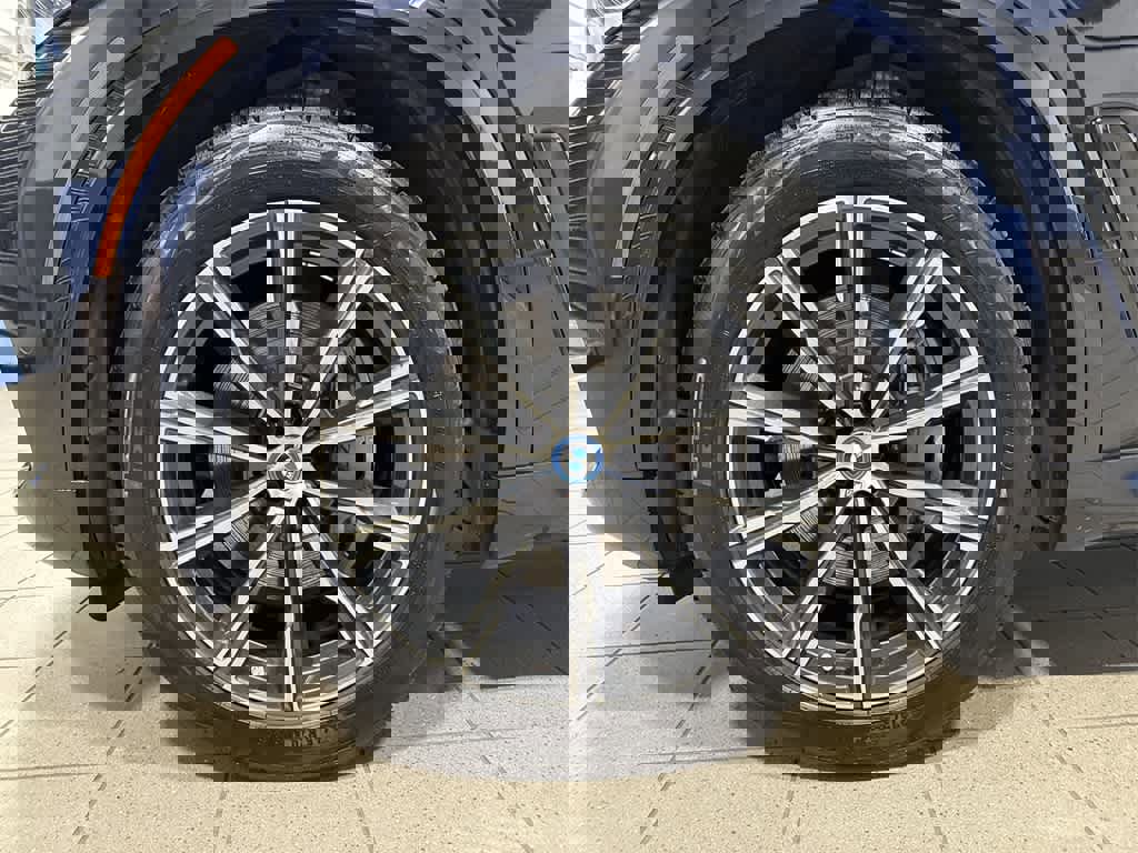 Used 2022 BMW X5 xDrive45e w/ M Sport Package image 10