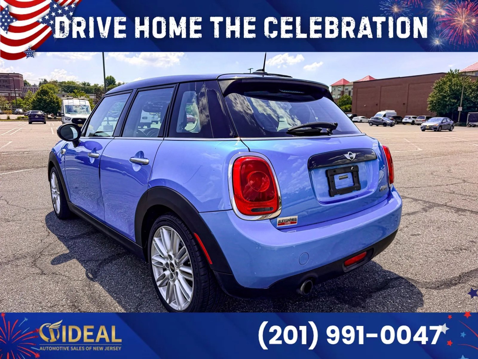 Used 2016 MINI Cooper 4-Door Hardtop FWD image 6