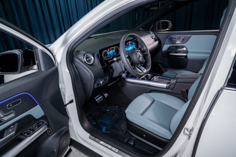 New 2026 Mercedes-Benz GLA 35 AMG 4MATIC image 10