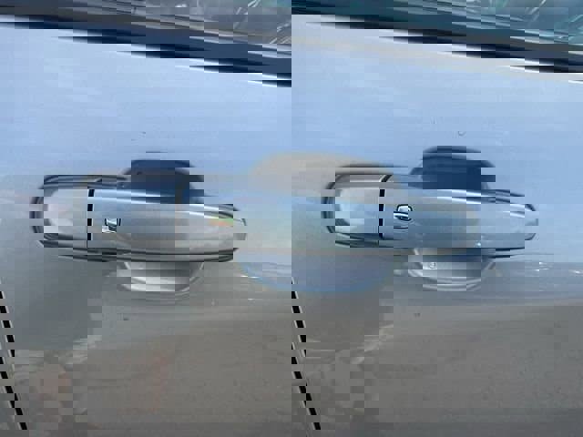 Used 2023 Chevrolet Equinox LS w/ Midnight Edition image 12