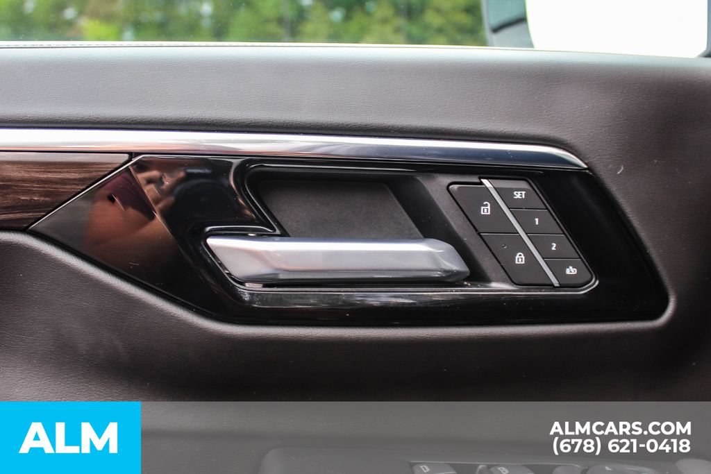 Used 2025 Chevrolet Tahoe LT AWD/4WD image 37