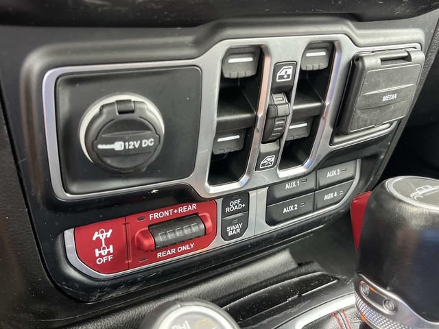 Used 2023 Jeep Gladiator Rubicon w/ LED Lighting Group AWD/4WD image 32