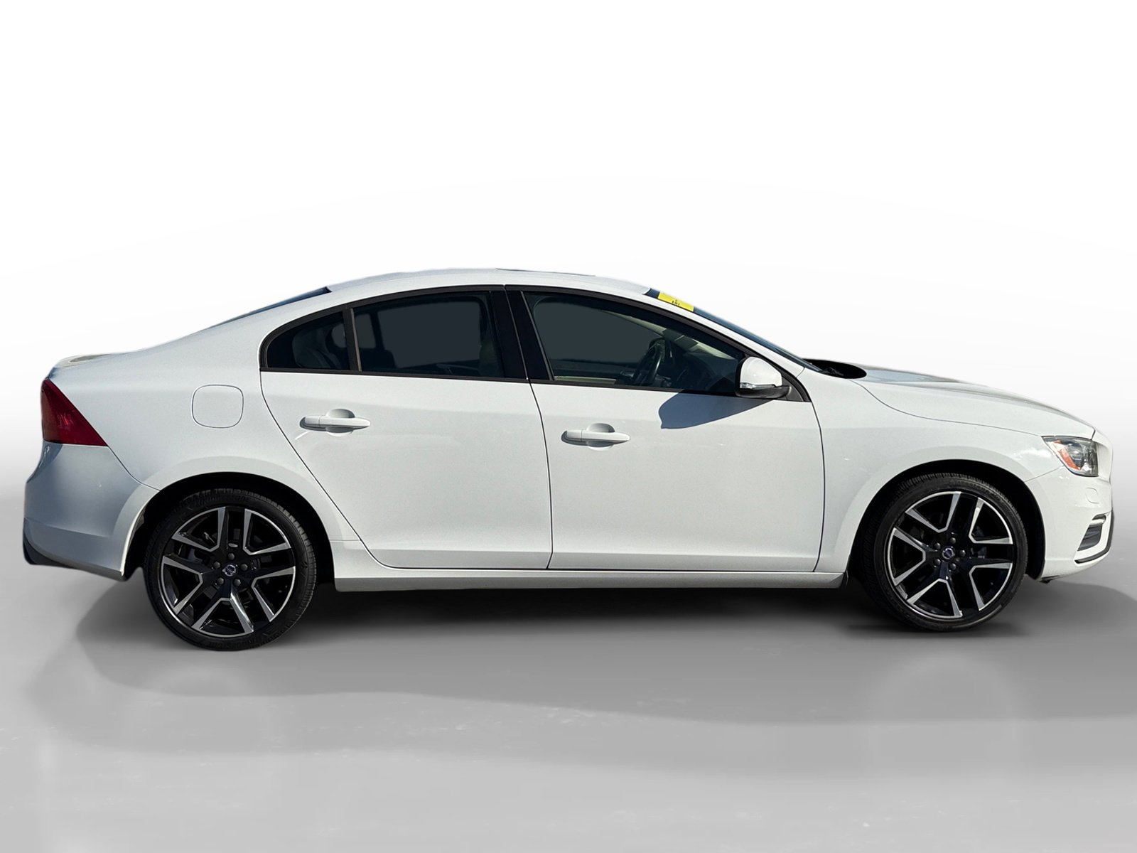 Used 2017 Volvo S60 T5 Dynamic image 6