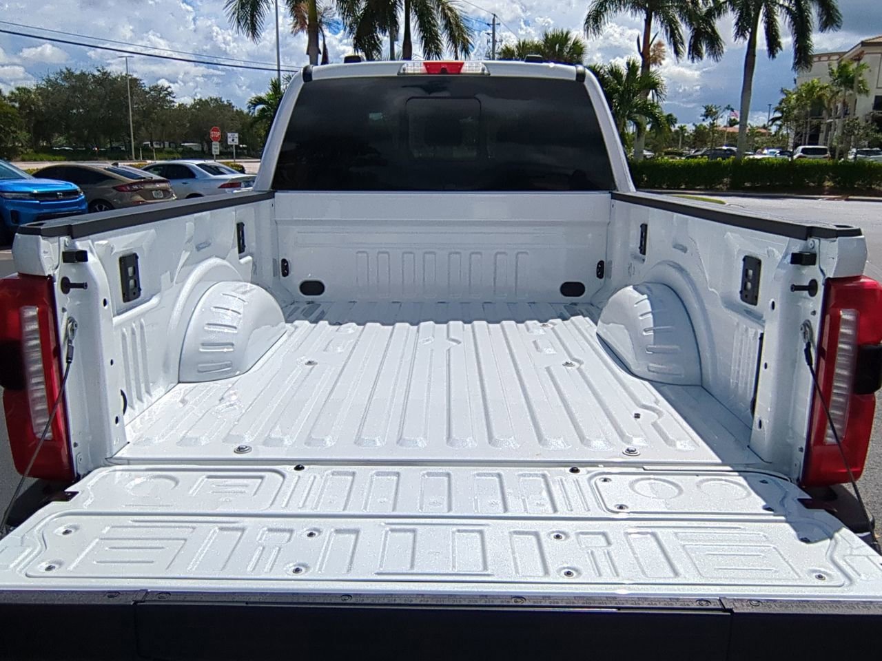 New 2026 Ford F350 Lariat image 13