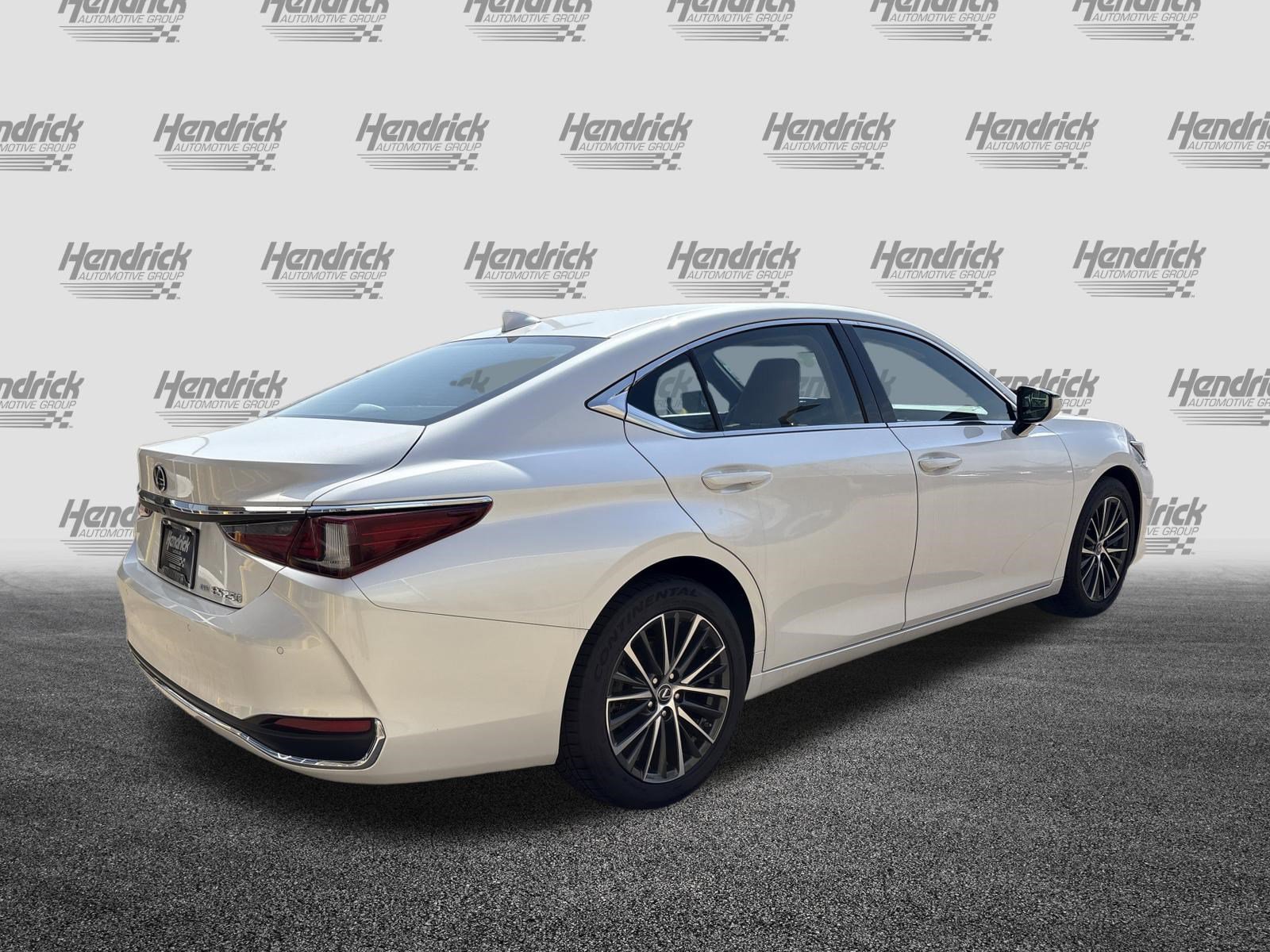 Certified 2022 Lexus ES 250 w/ Premium Package image 10