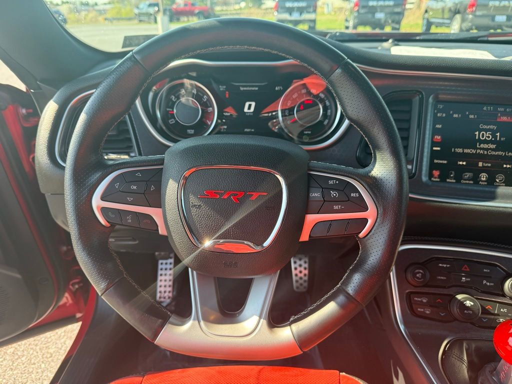 Used 2015 Dodge Challenger SRT w/ Technology Group image 14