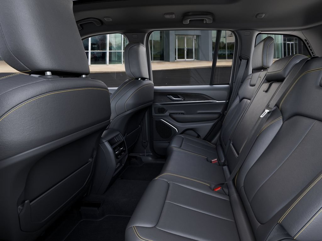 New 2026 Jeep Grand Cherokee Limited AWD/4WD image 23