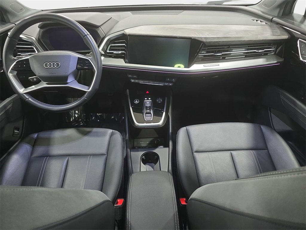 Used 2024 Audi Q4 e-tron Premium Plus image 9