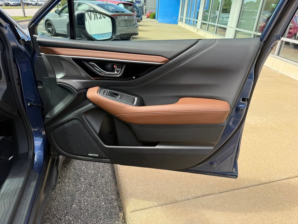 Used 2020 Subaru Outback Touring w/ Popular Package #2 AWD/4WD image 45