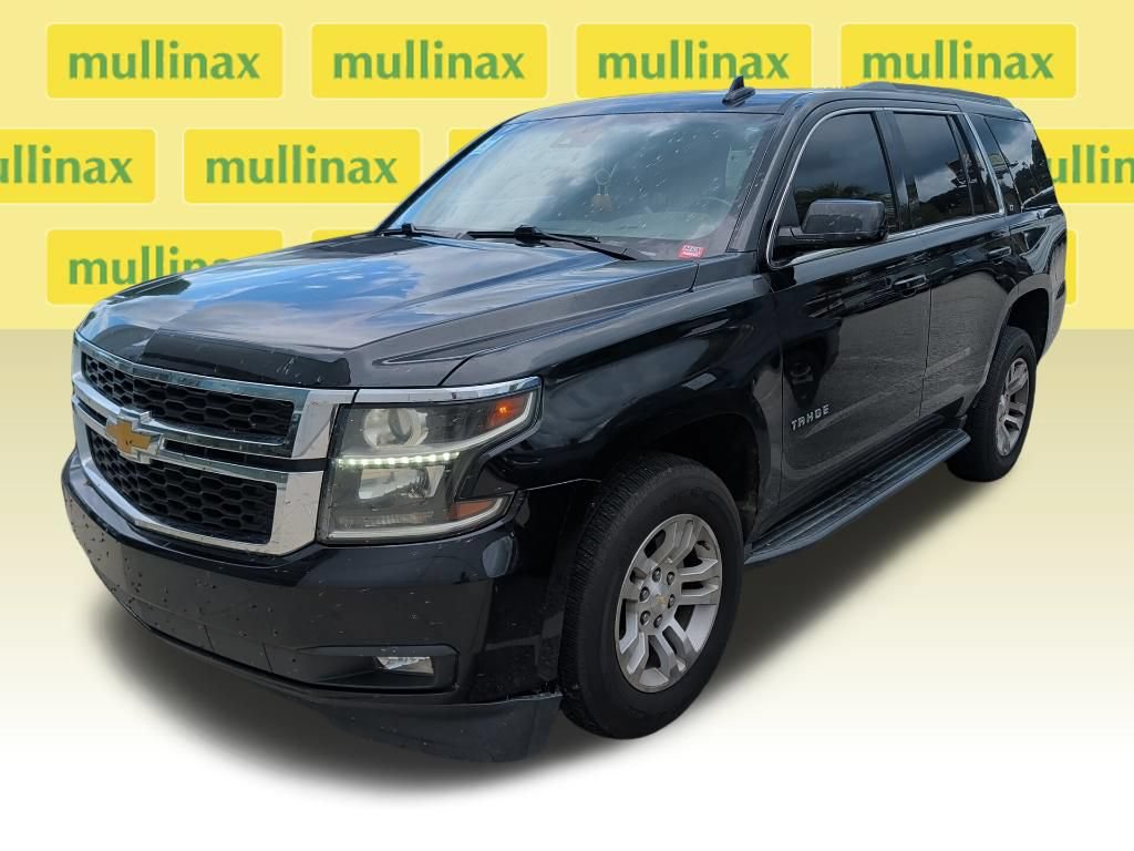 Used 2017 Chevrolet Tahoe LT w/ Luxury Package RWD image 2