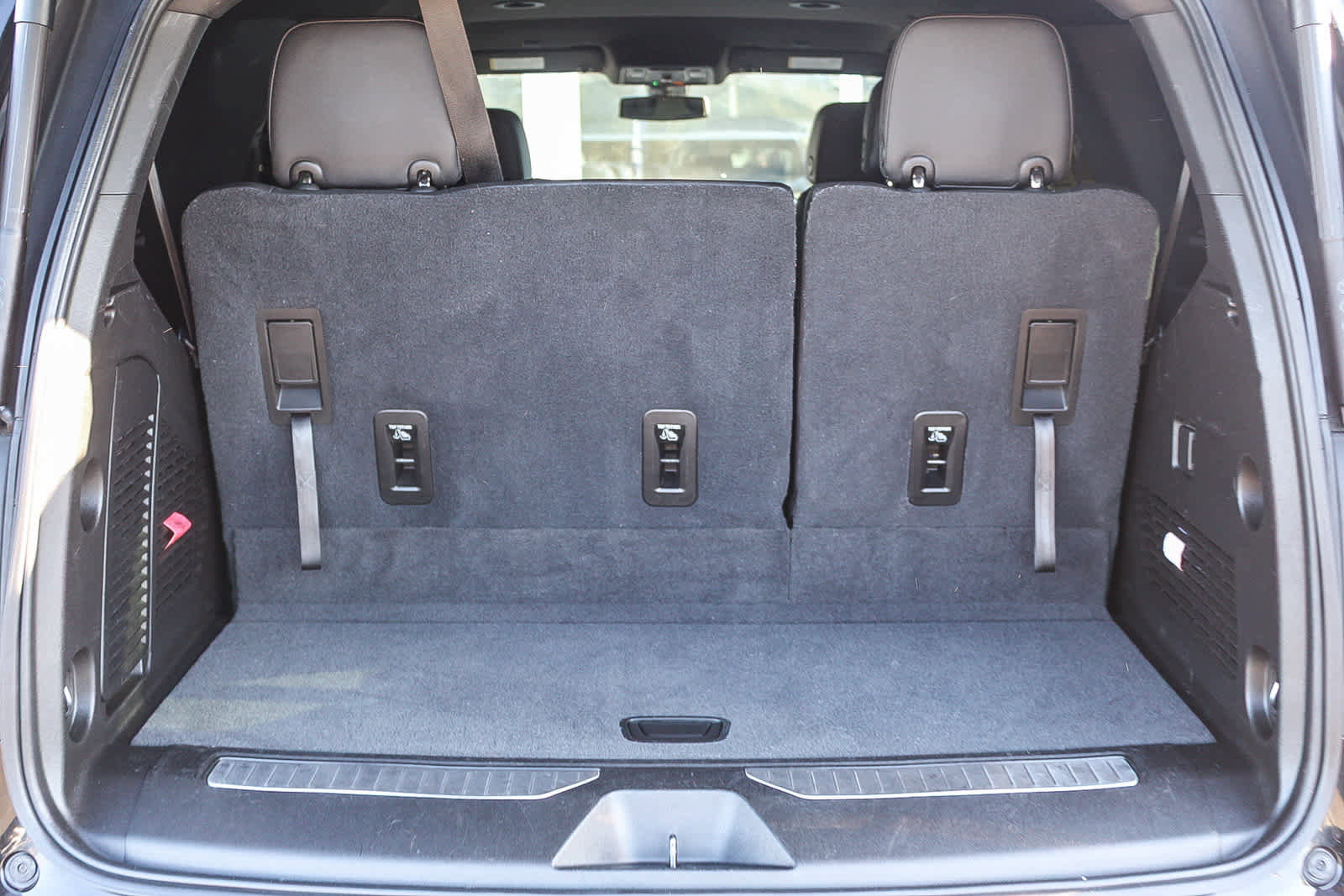 Used 2021 Chevrolet Tahoe Z71 image 22