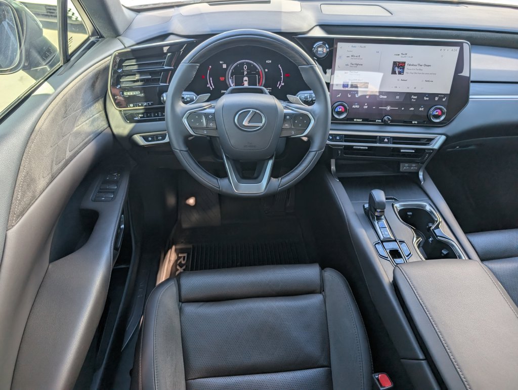 Used 2023 Lexus RX 350 FWD w/ Accessory Package image 3