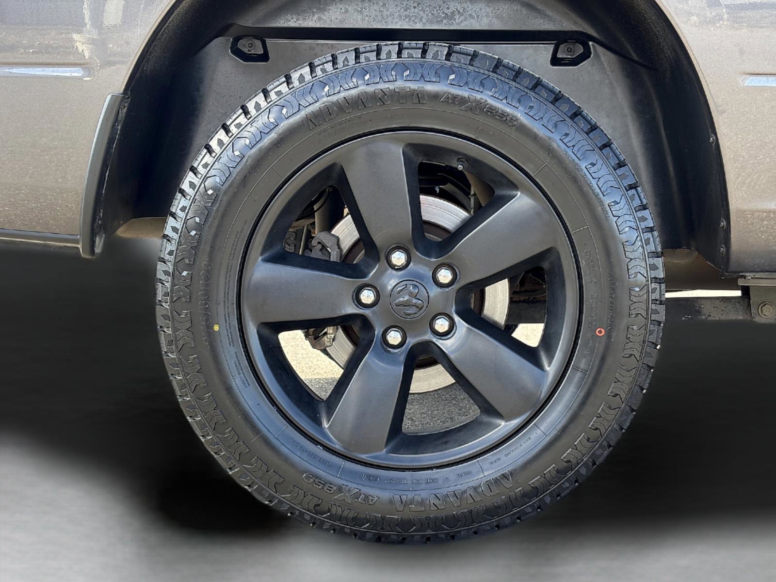 Used 2021 RAM 1500 Express image 12