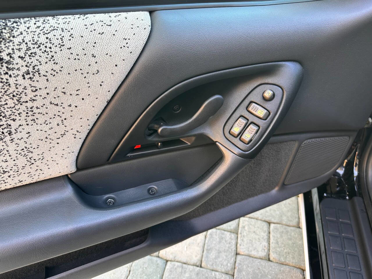 Used 1993 Chevrolet Camaro Z28 RWD image 56