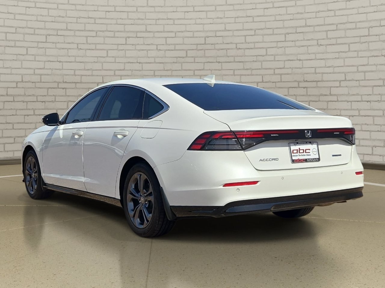Used 2026 Honda Accord EX-L image 8