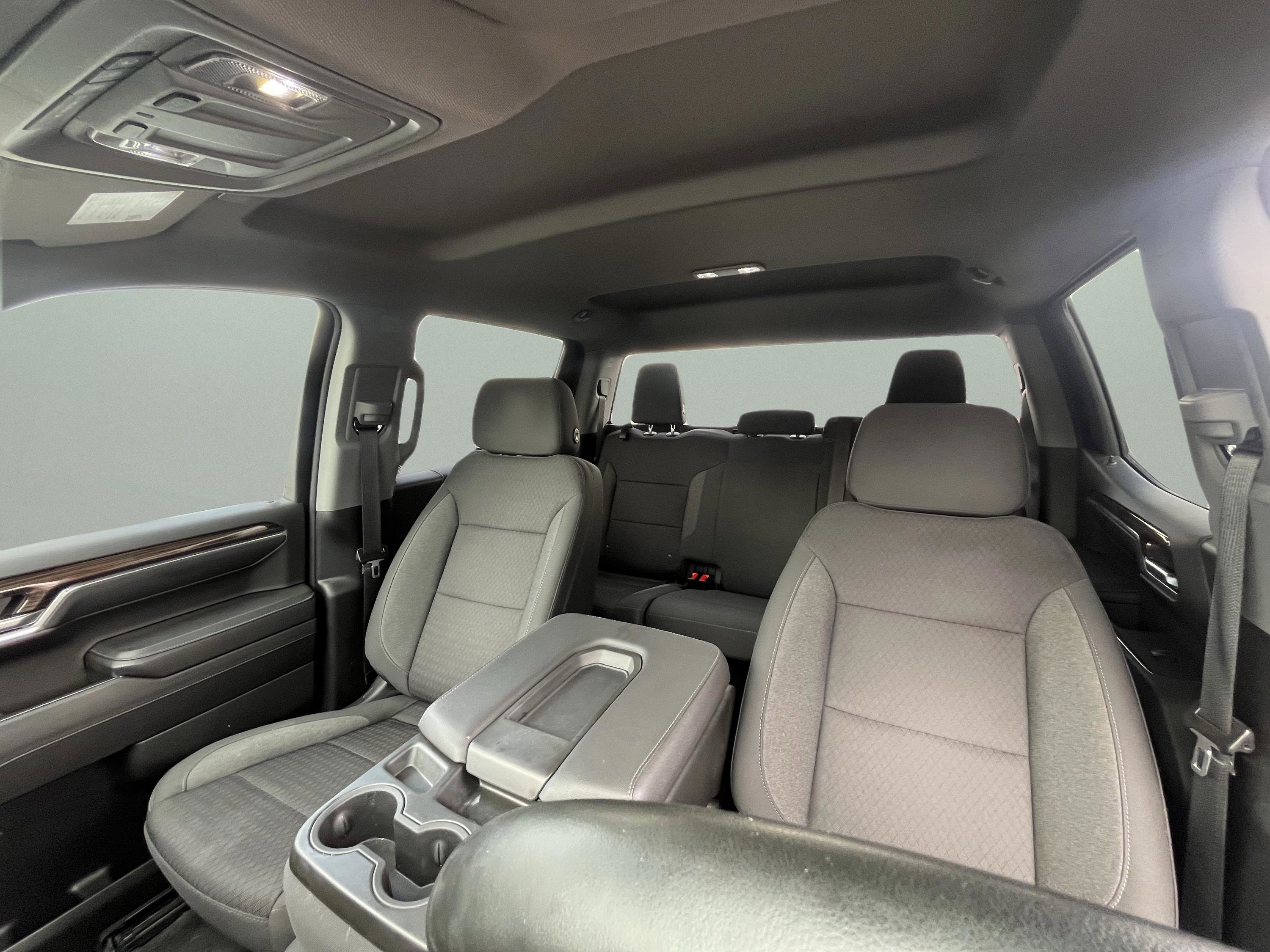 Used 2023 Chevrolet Silverado 1500 LT AWD/4WD image 31