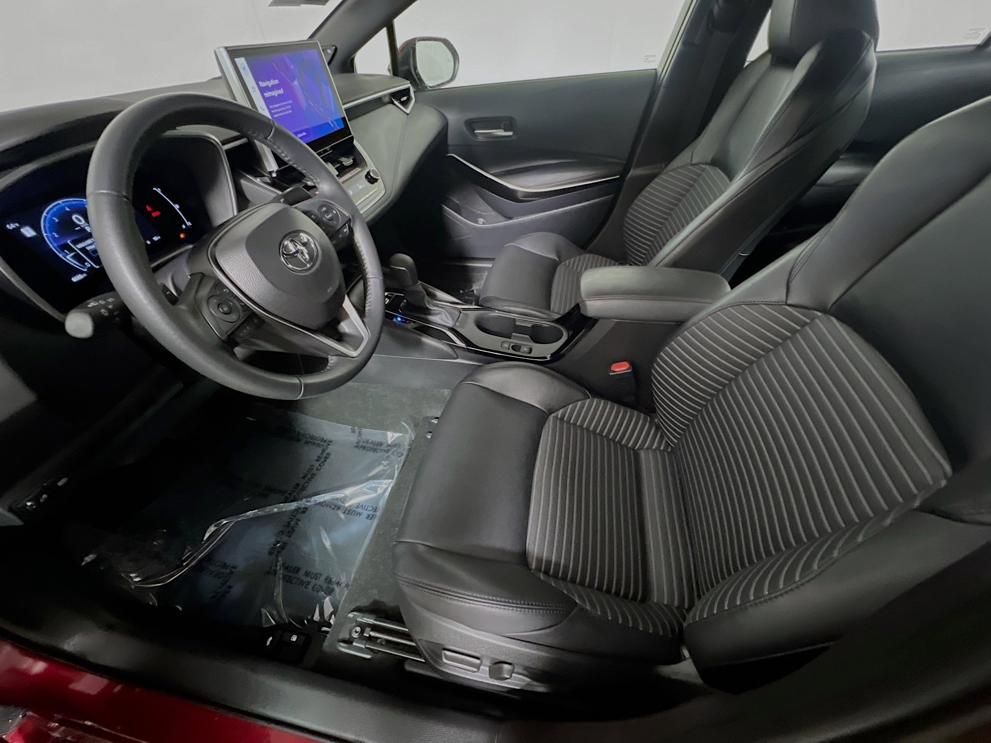 Used 2025 Toyota Corolla XSE image 15