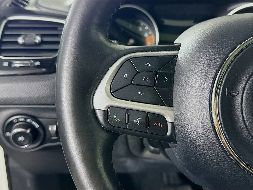 Used 2018 Jeep Compass Limited w/ Navigation Group AWD/4WD image 23