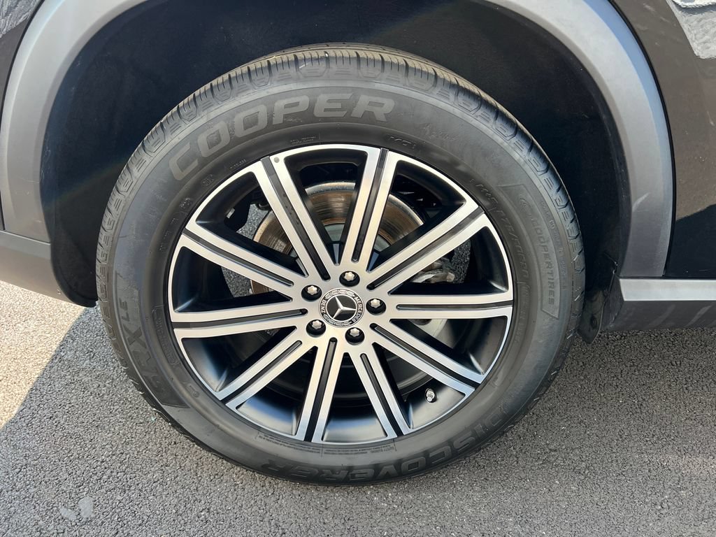 Used 2025 Mercedes-Benz GLE 350 4MATIC image 33